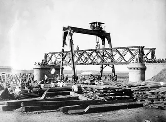 A Jhelum híd építése, Pakisztán 1873 körül